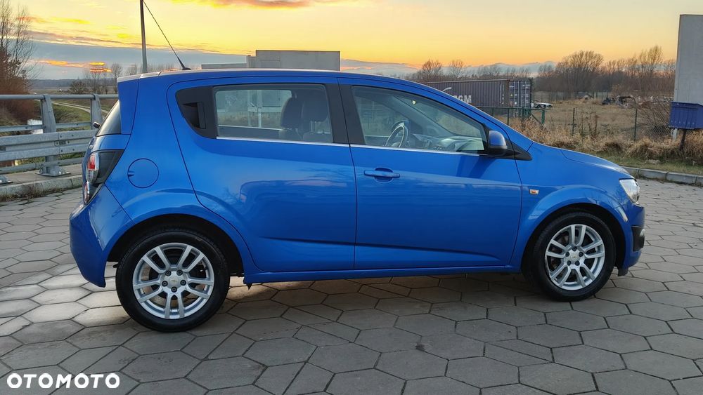 Chevrolet Aveo - 28