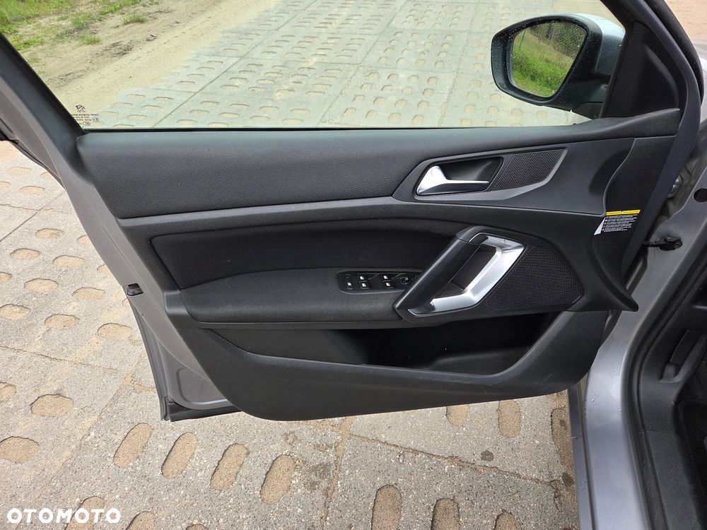 Peugeot 308 2.0 HDi Active - 19