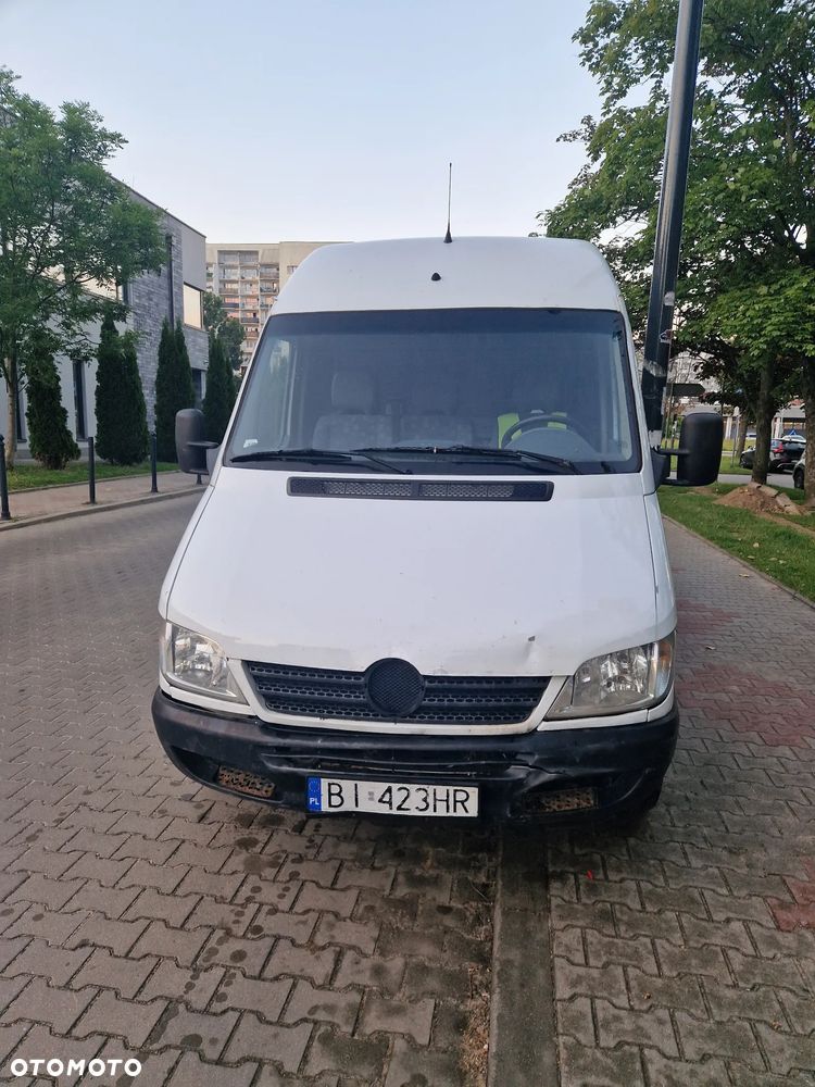 Mercedes-Benz Sprinter - 3