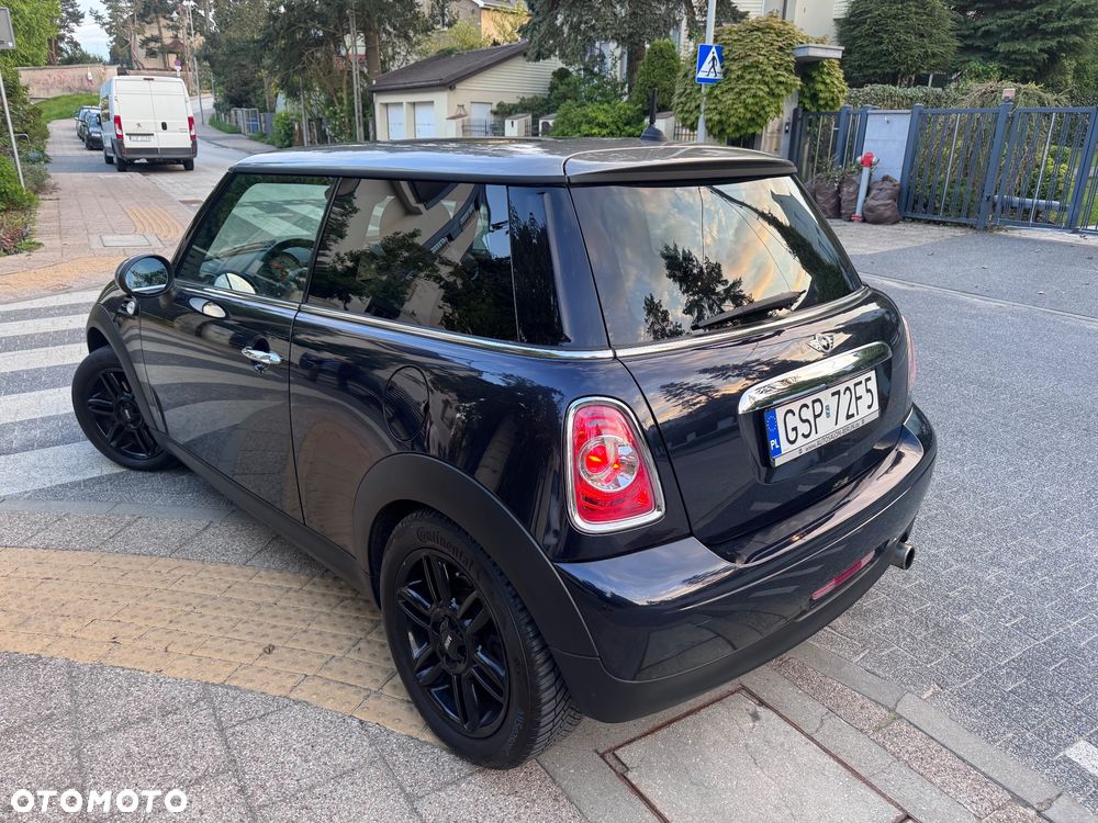 MINI Cooper 50 Mayfair - 6