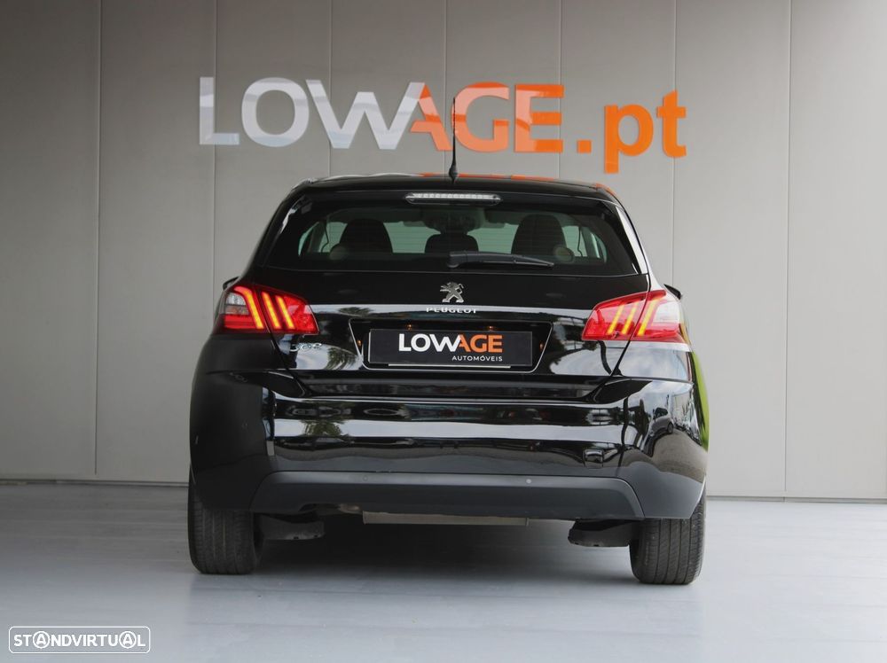 Peugeot 308 1.2 PureTech Active - 25