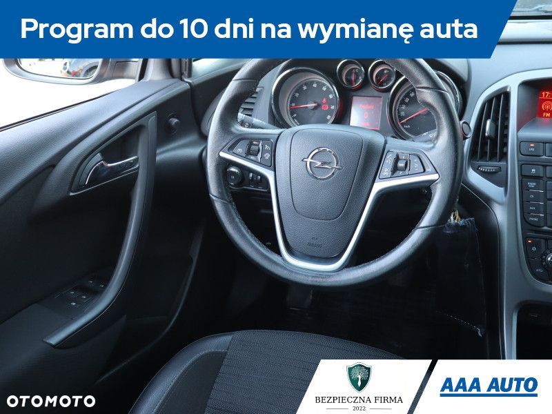 Opel Astra - 9