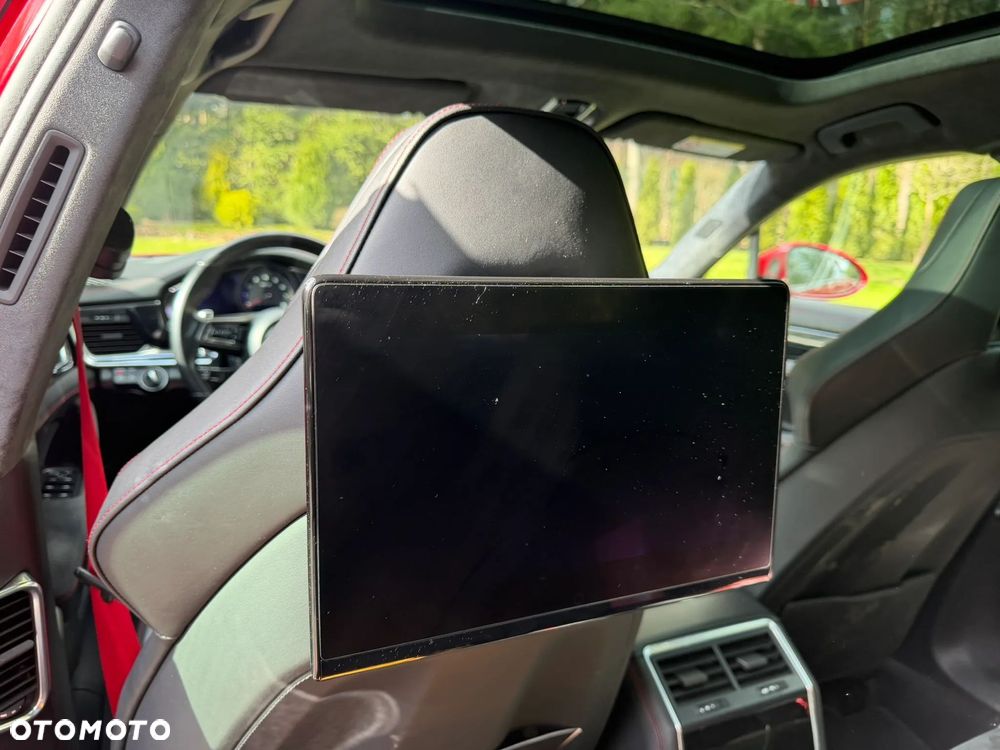 Porsche Panamera GTS - 16