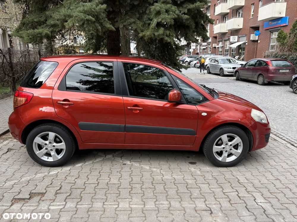 Suzuki SX4 1.6 Premium - 2