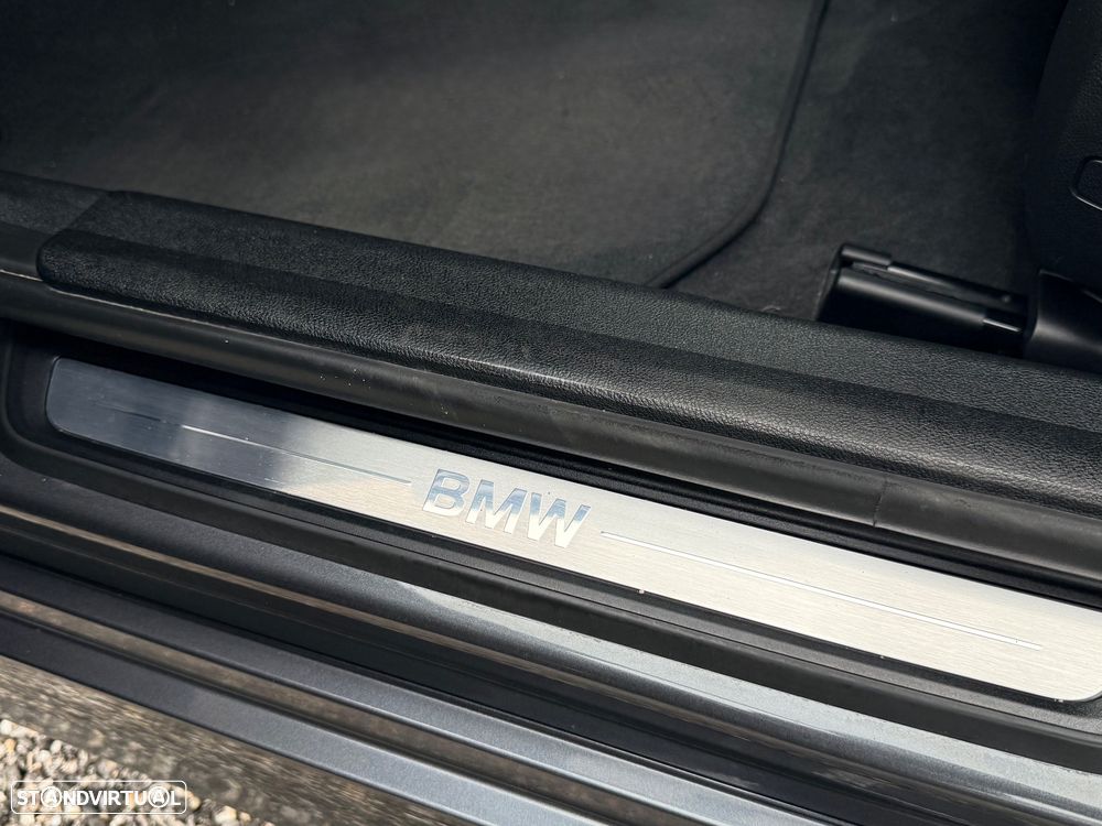 BMW 330 e Line Sport Auto - 24