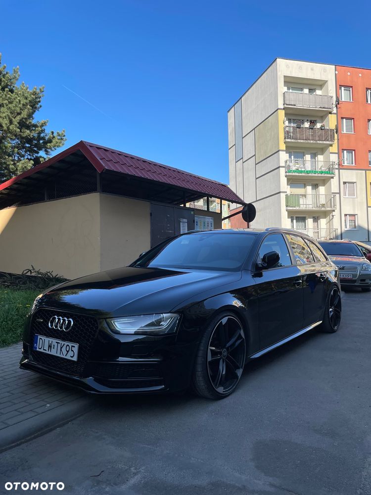 Audi A4 Avant 2.0 TDI Quattro S tronic - 4