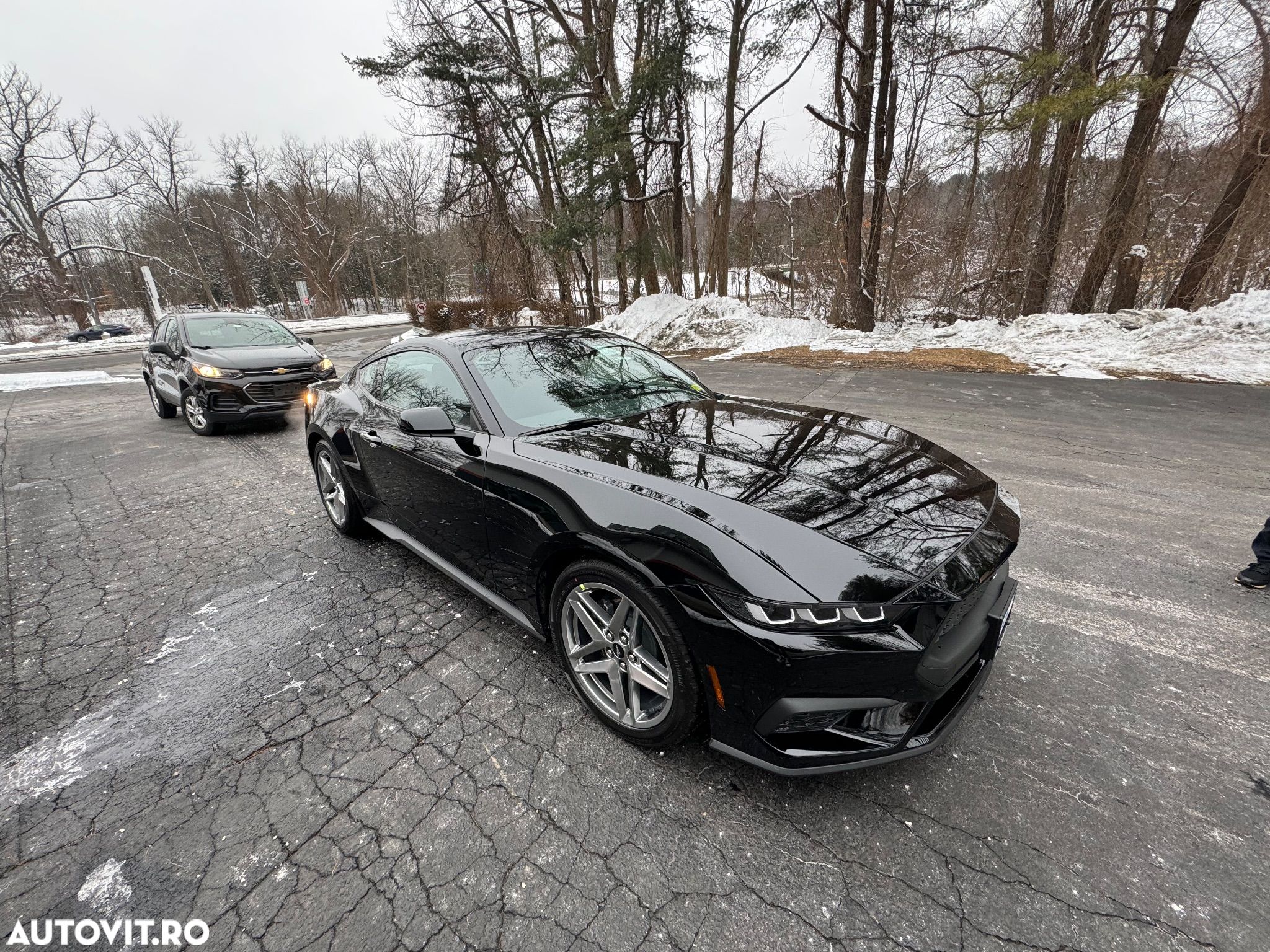 Ford Mustang 2.3 Eco Boost Aut. - 1