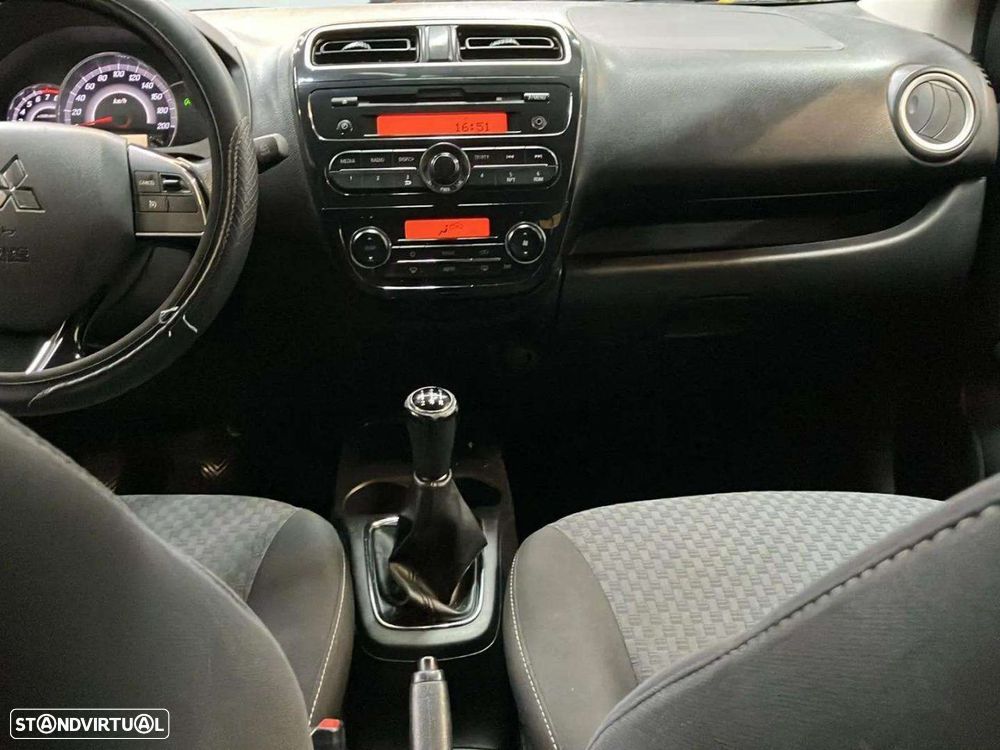 Mitsubishi Space Star 1.2 Intense - 10