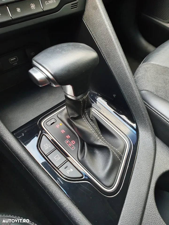 Kia Niro 1.6 GDI 6DCT PHEV Comfort - 25