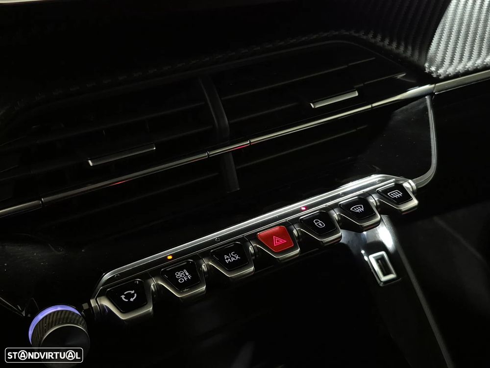 Peugeot 2008 1.2 PureTech Active Pack - 21