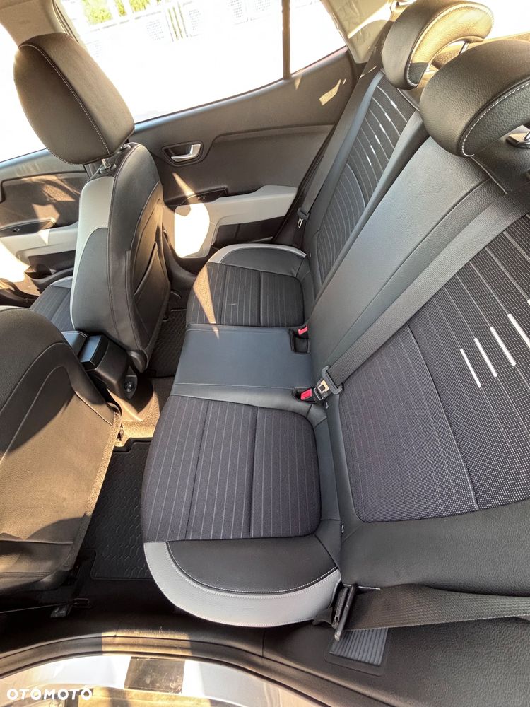 Kia Stonic 1.0 T-GDI MHEV L - 10