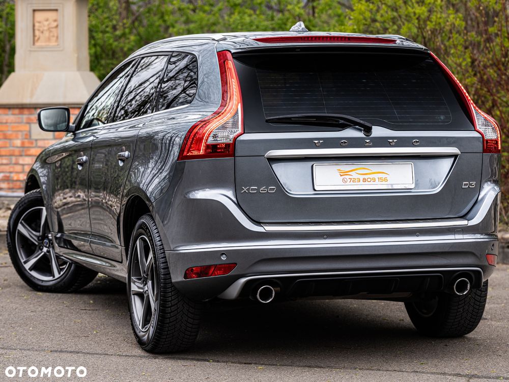 Volvo XC 60 D3 Drive-E R-Design Momentum - 3