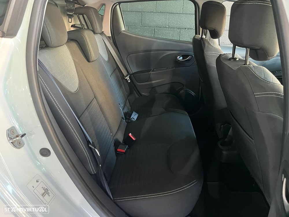Renault Clio - 13