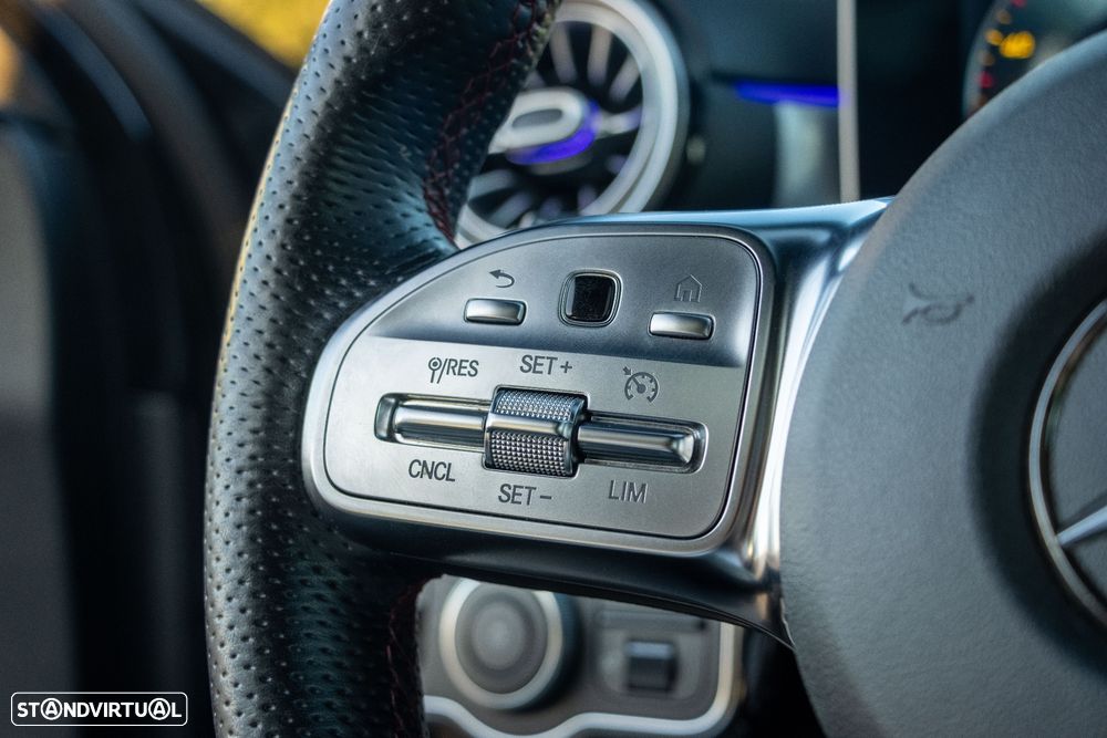 Mercedes-Benz A 180 d 7G-DCT AMG Line - 21