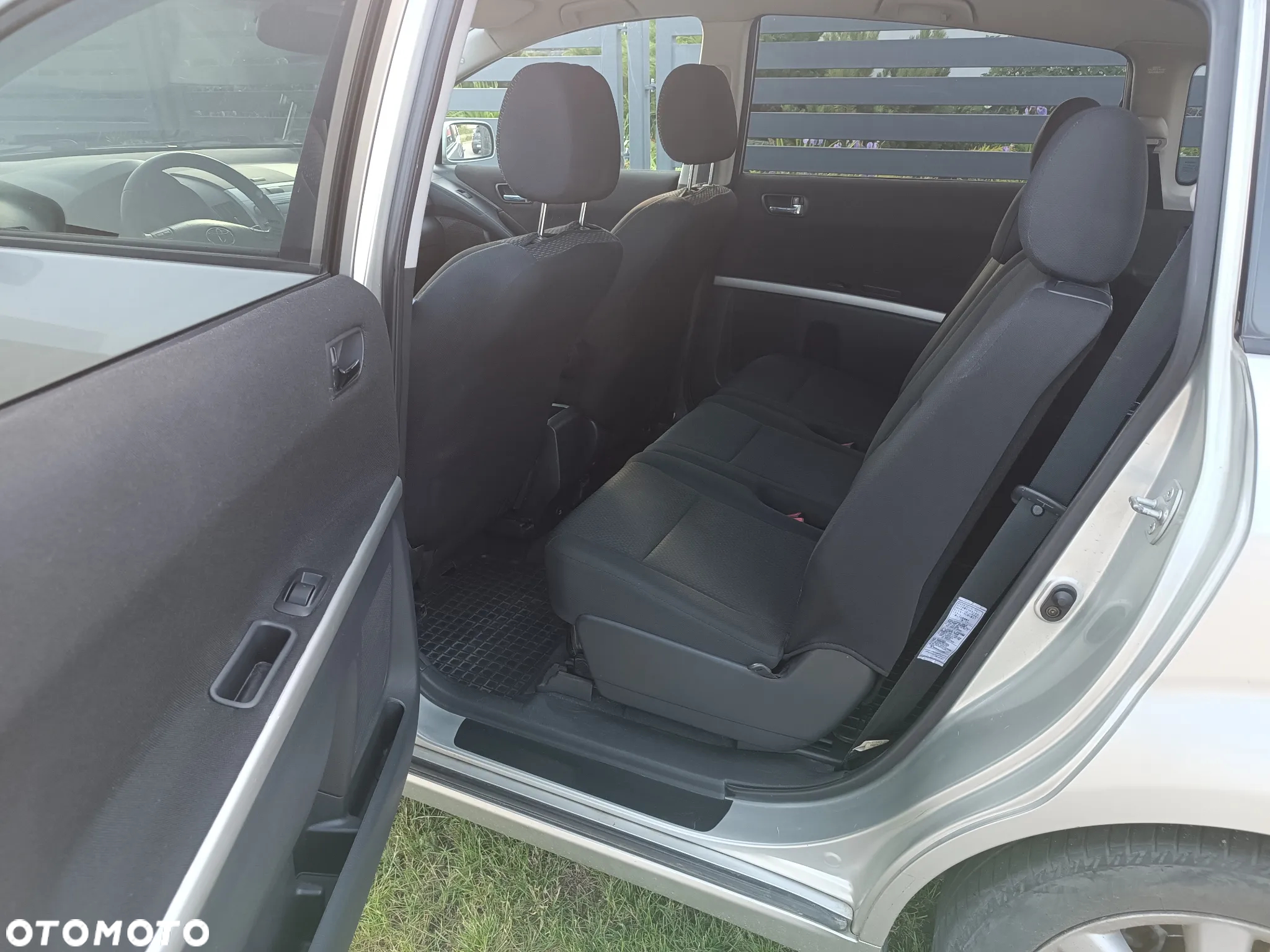 Toyota Corolla Verso 1.8 Sol 7os - 19