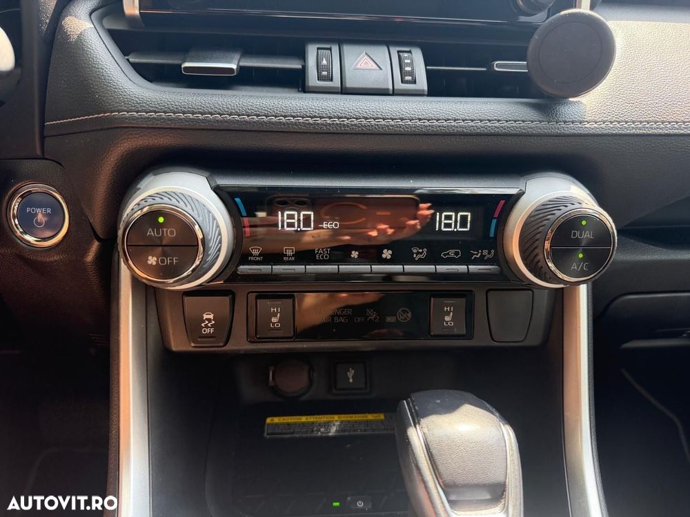 Toyota RAV4 - 7