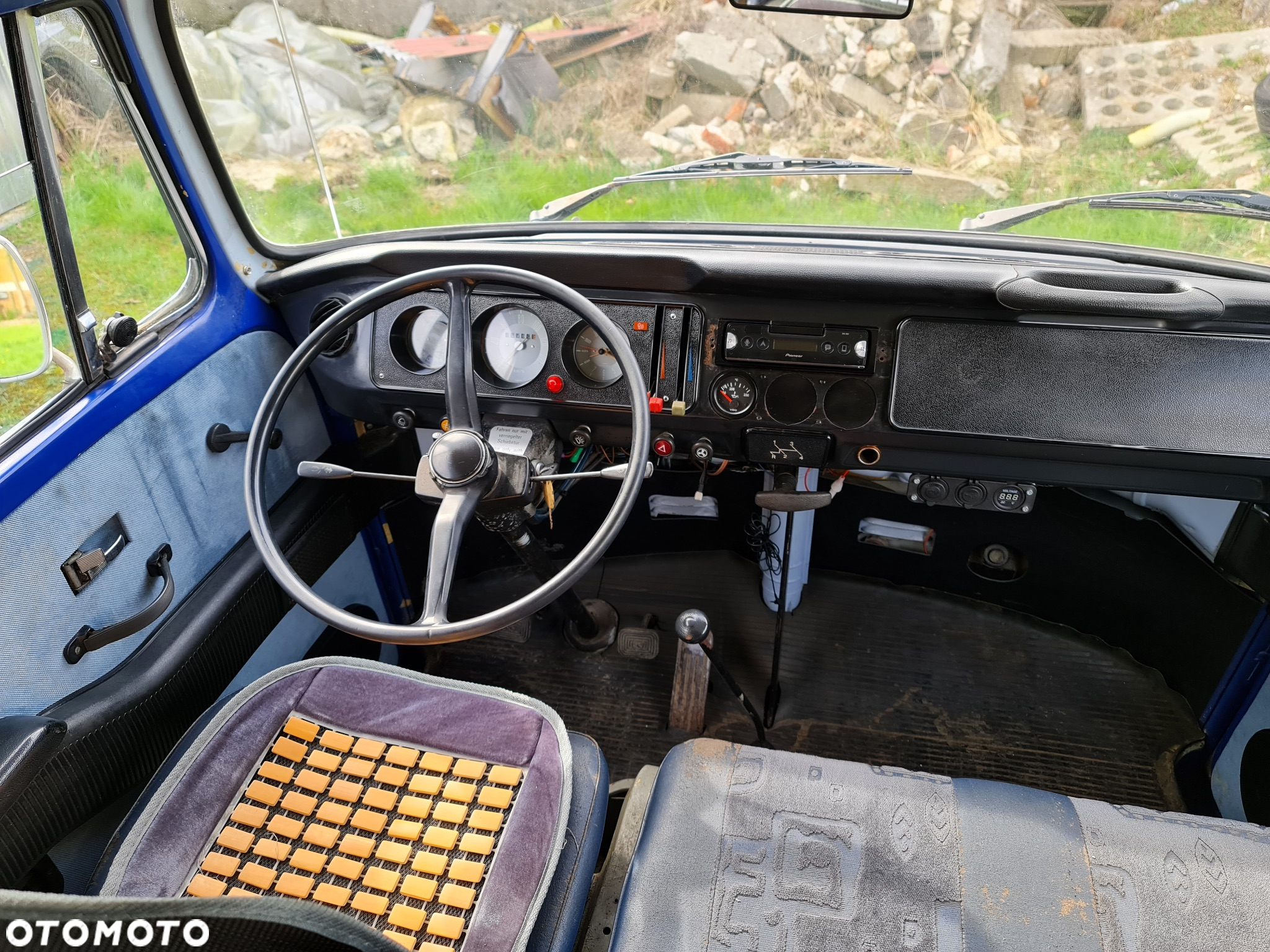 Volkswagen Transporter - 8