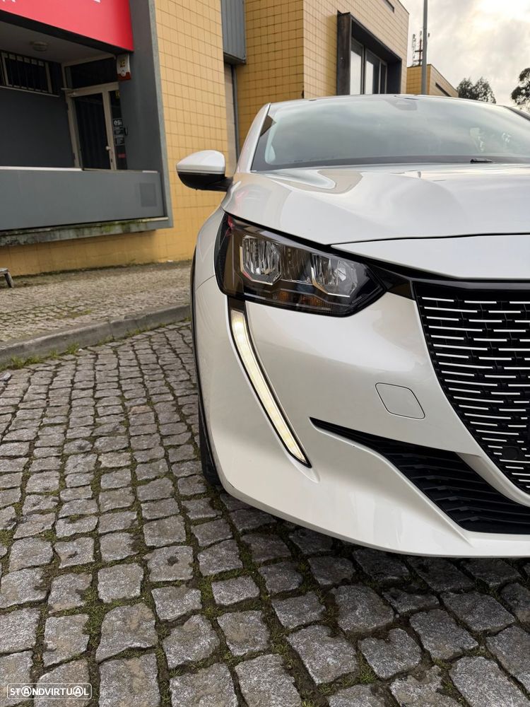 Peugeot e-208 50 kWh Allure Pack - 12