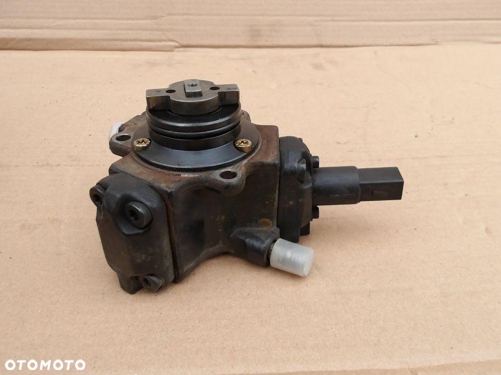 POMPA WTRYSKOWA MERCEDES SPRINTER 2.2 CDI 0445010272 - 5