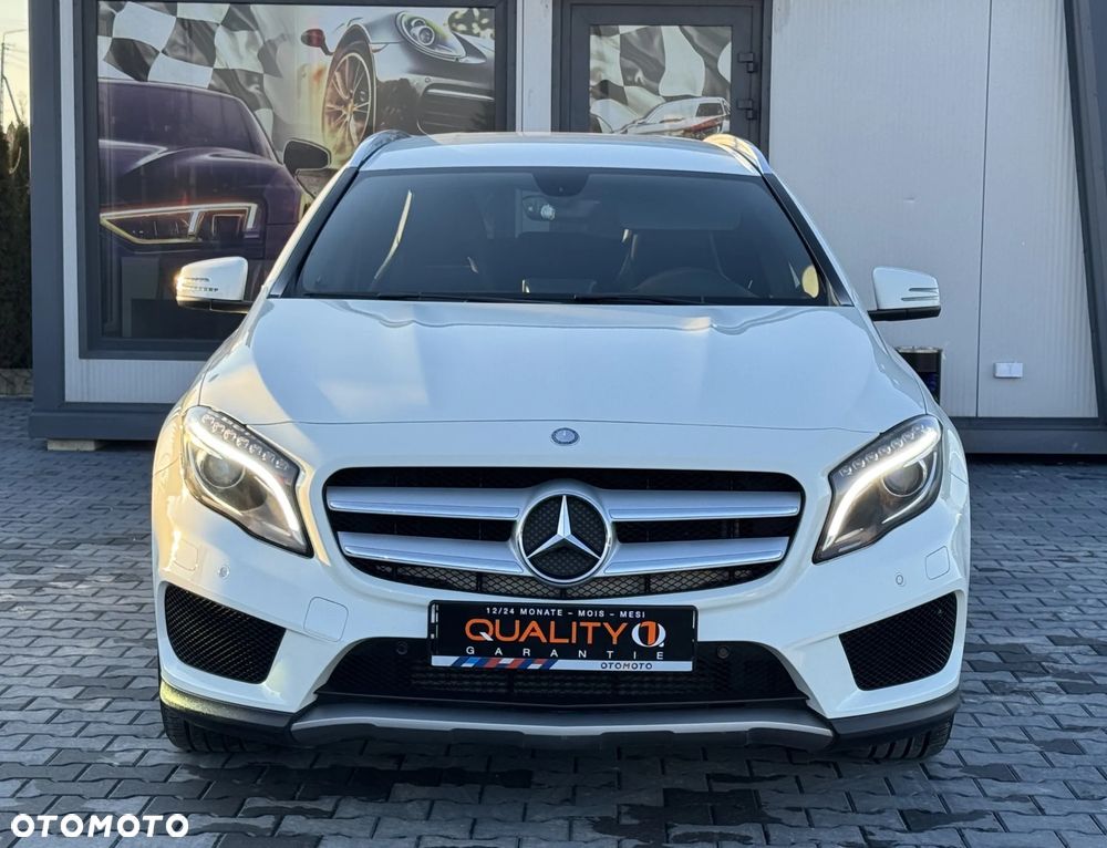 Mercedes-Benz GLA 2015
