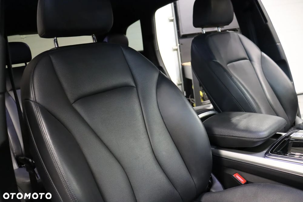 Audi Q7 - 24