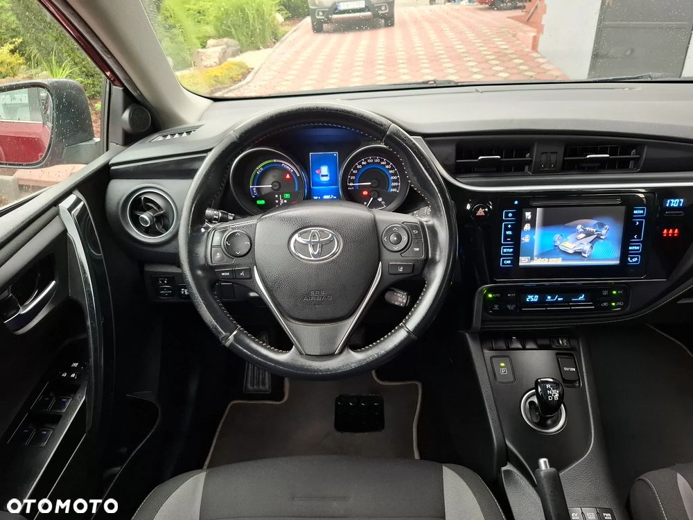 Toyota Auris - 22