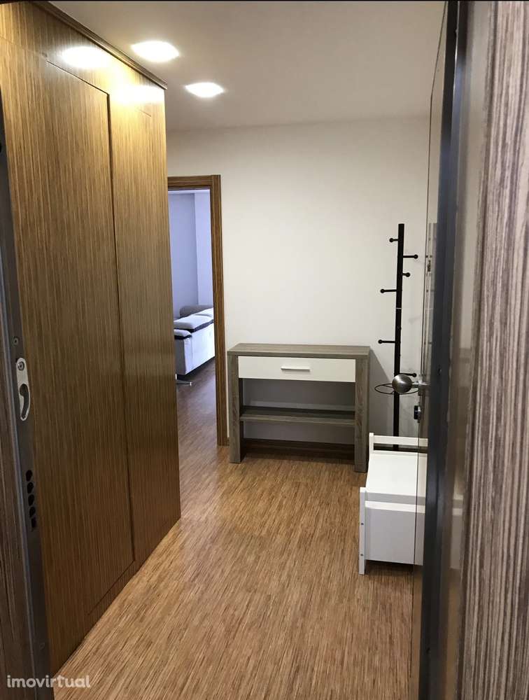 T2 - jardim e piscina - Grande imagem: 2/19