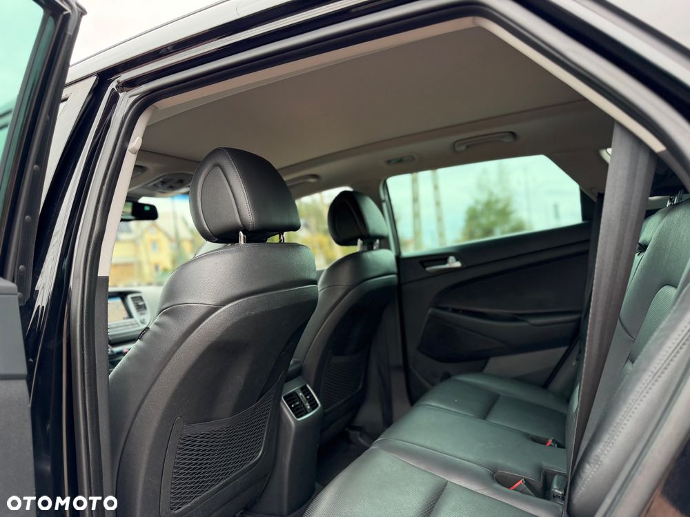 Hyundai Tucson 2.0 CRDI 4WD Automatik Premium - 21