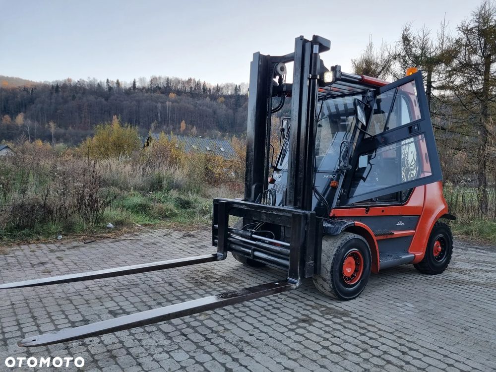 Linde H60D Wózek Widłowy 6 ton Udzwig. Silnik DEUTZ Turbo 6 cylindrów. 2x Posuw wideł Hydr. niski przebieg 6326h. Import Norwegia! Zero luzów i wycieków Jazda Hydrostatic. Stan Perfekcyjny! DIESEL - 2