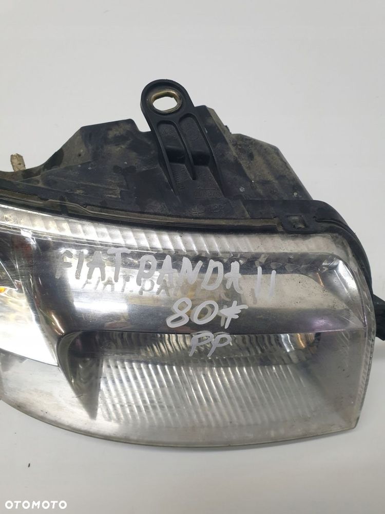 REFLEKTOR LAMPA PRZEDNIA PRAWA PRZÓD PRAWY FIAT PANDA II - 2