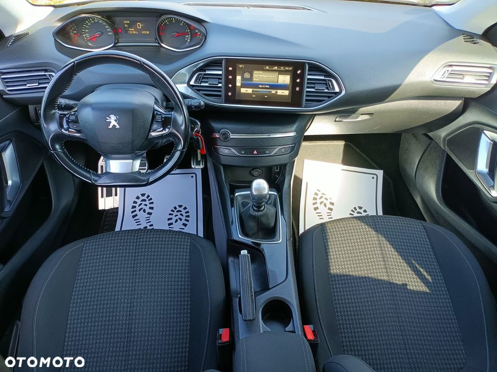 Peugeot 308 BlueHDi 120 Stop & Start GT-Line Edition - 11