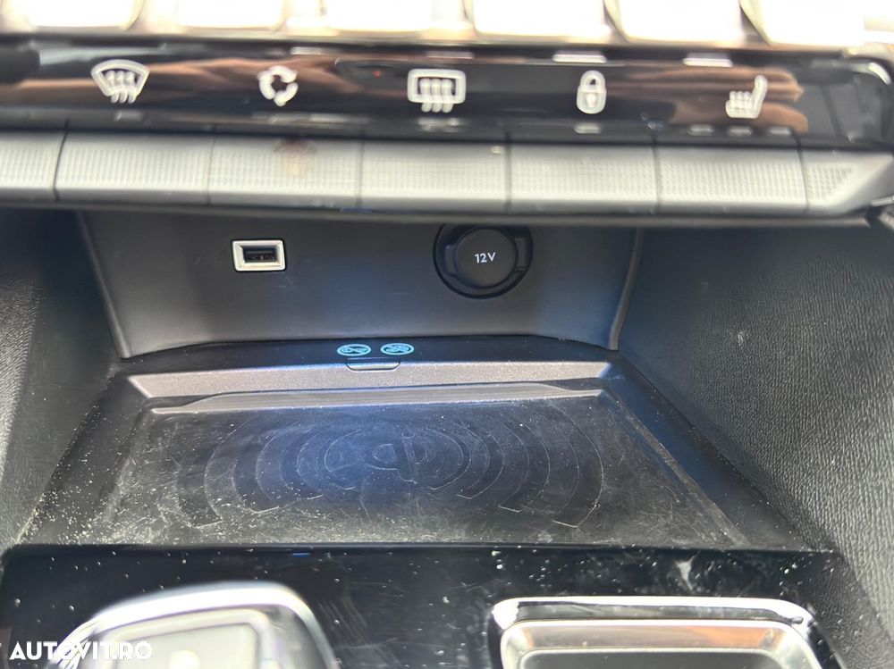 Peugeot 3008 PHEV EAT8 Allure - 17