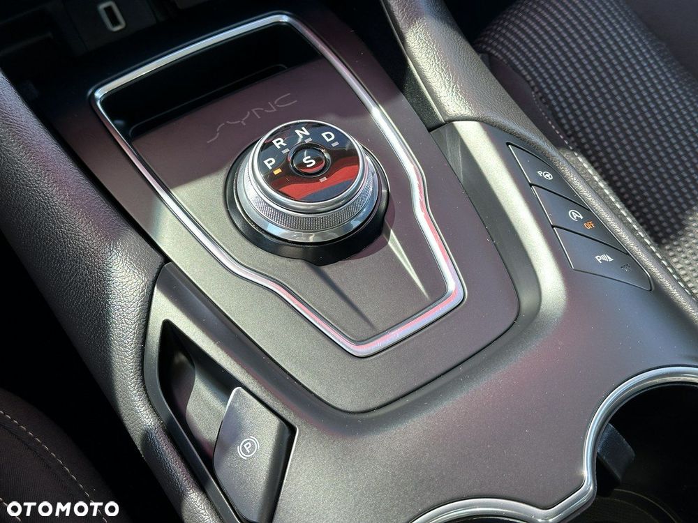 Ford Mondeo 2.0 TDCi Titanium PowerShift - 26