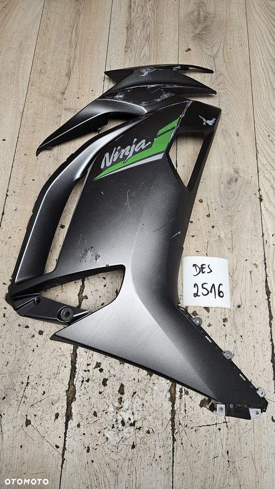 Bok prawy owiewka Kawasaki EX 650 Ninja 650 2020r  55028-0829