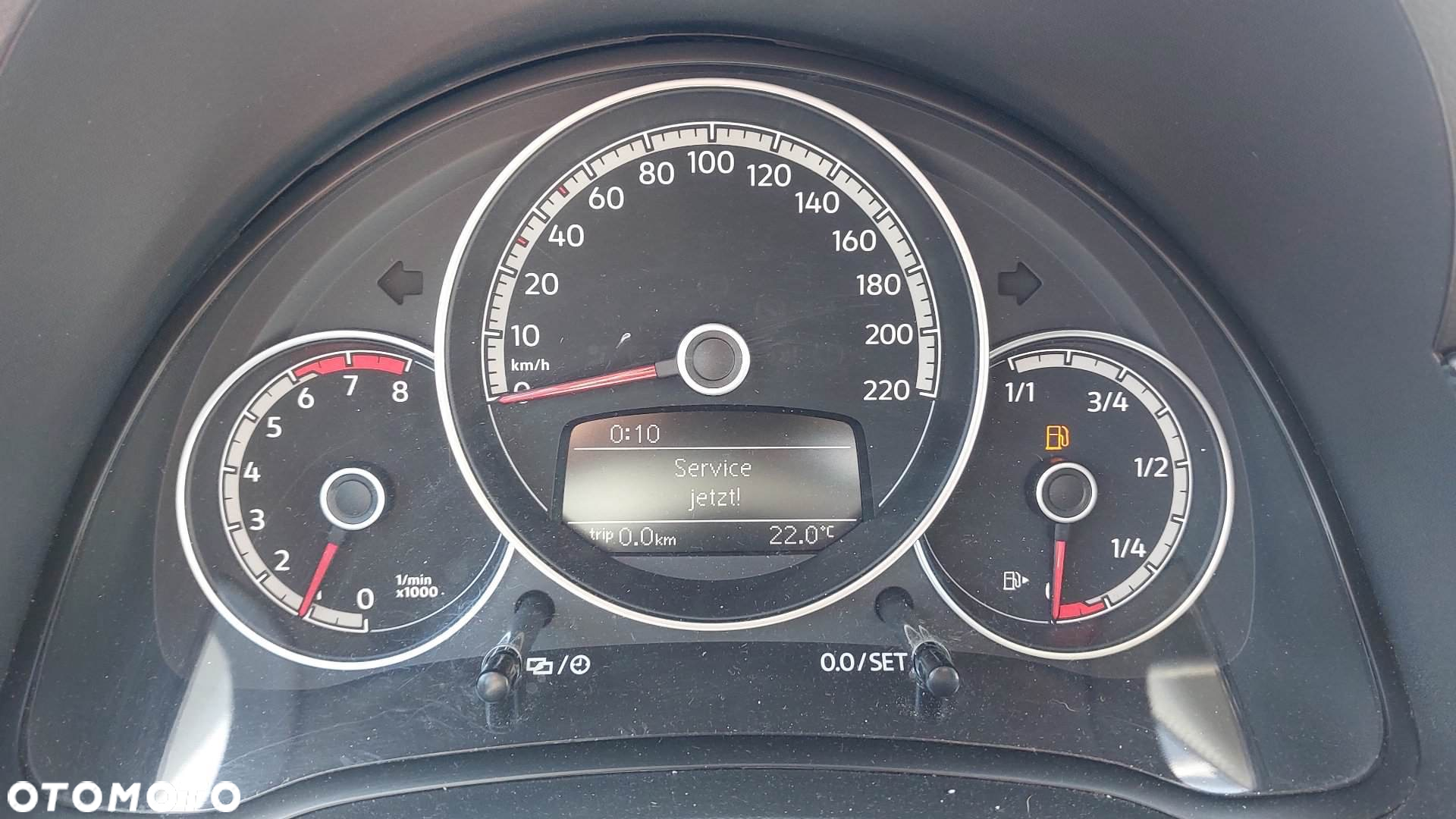 Volkswagen up! Standard - 7