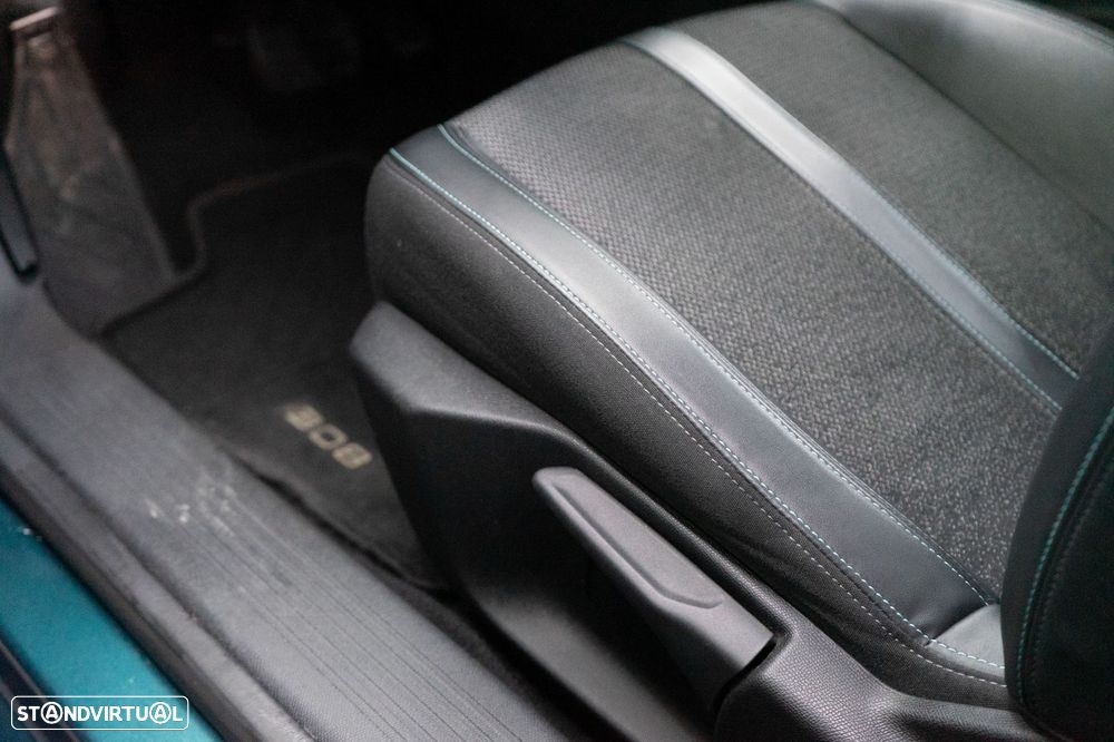 Peugeot 308 SW PureTech 130 EAT8 Allure Pack - 28