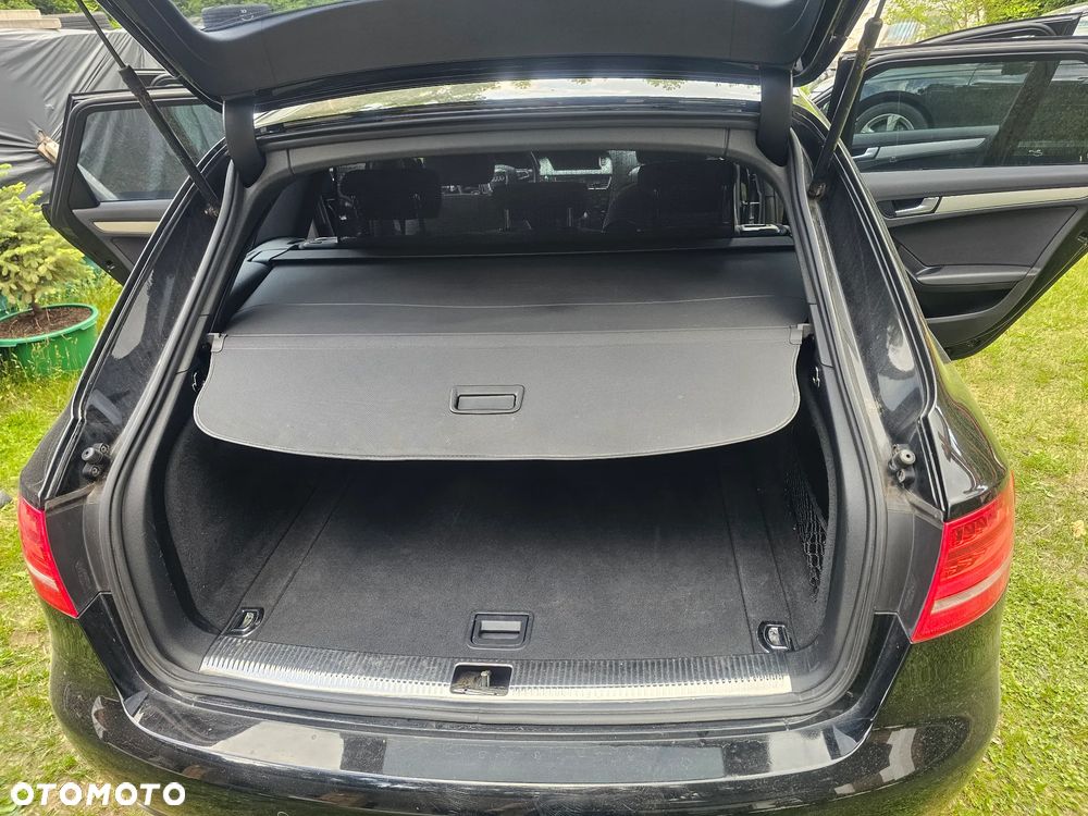 Audi A4 Avant 2.0 TDI DPF Ambiente - 25