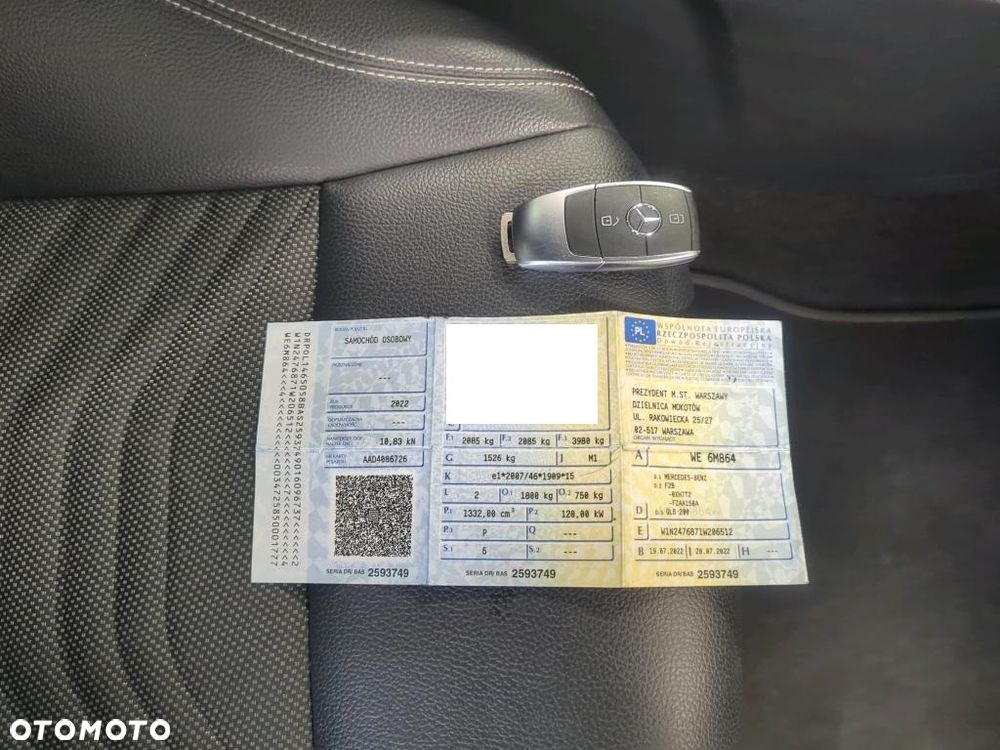 Mercedes-Benz GLB 200 7G-DCT - 24