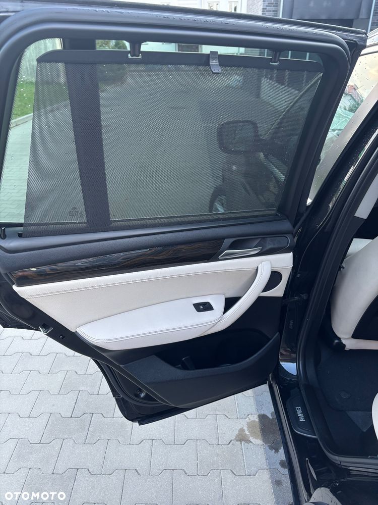 BMW X3 28i xDrive - 25