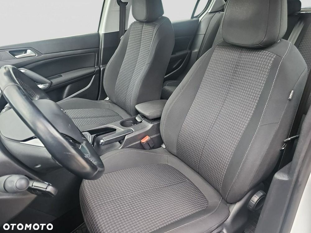 Peugeot 308 - 16