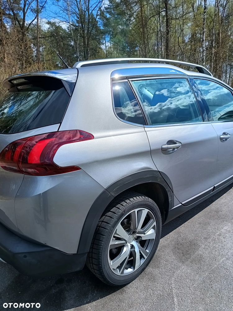 Peugeot 2008 PureTech 110 GPF Stop&Start EAT6 Style - 5