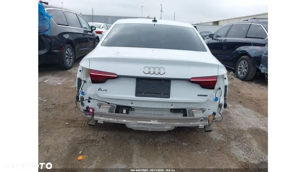 Audi A4 Limousine - 8