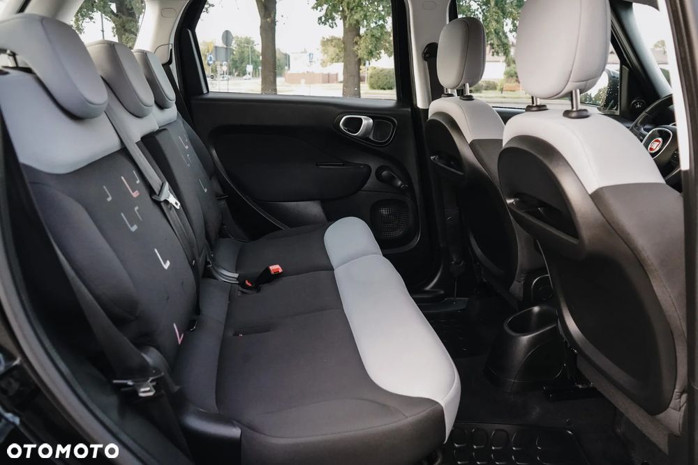 Fiat 500L 1.4 T-Jet 16V Lounge - 19