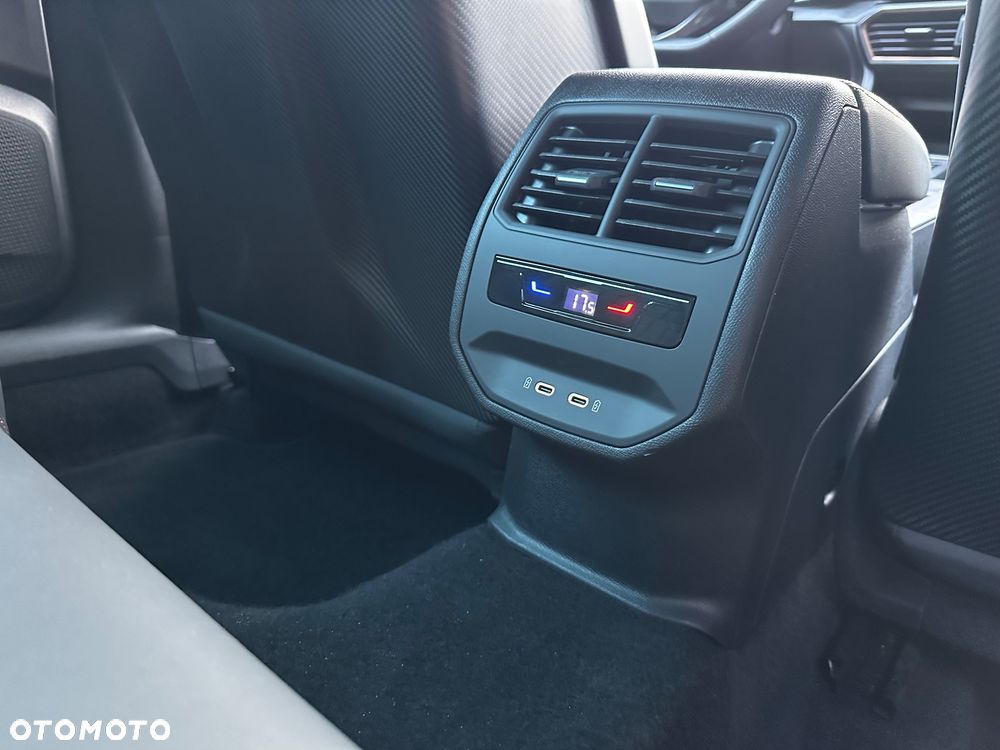 Cupra Leon Sportstourer 2.0 TSI DSG VZ CUP - 31