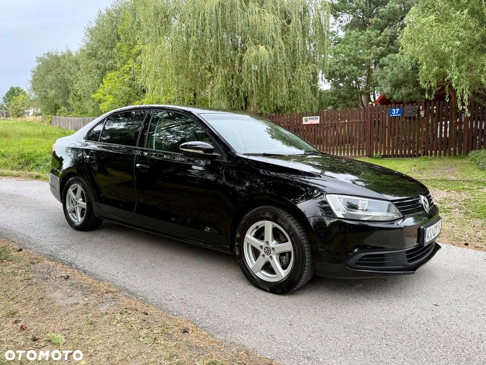 Volkswagen Jetta 1.6 TDI Comfortline - 5