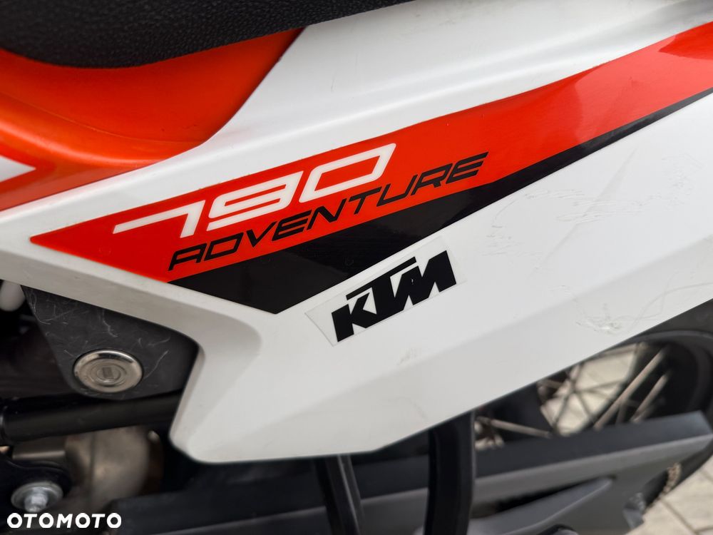 KTM Adventure - 15