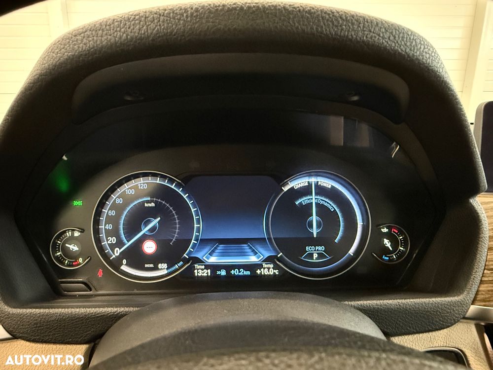 BMW Seria 3 320d Aut. xDrive Edition Luxury Line Purity - 32