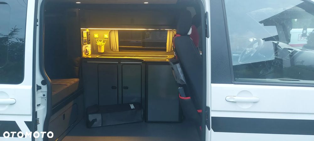 Volkswagen Transporter Caravelle Edition - 27