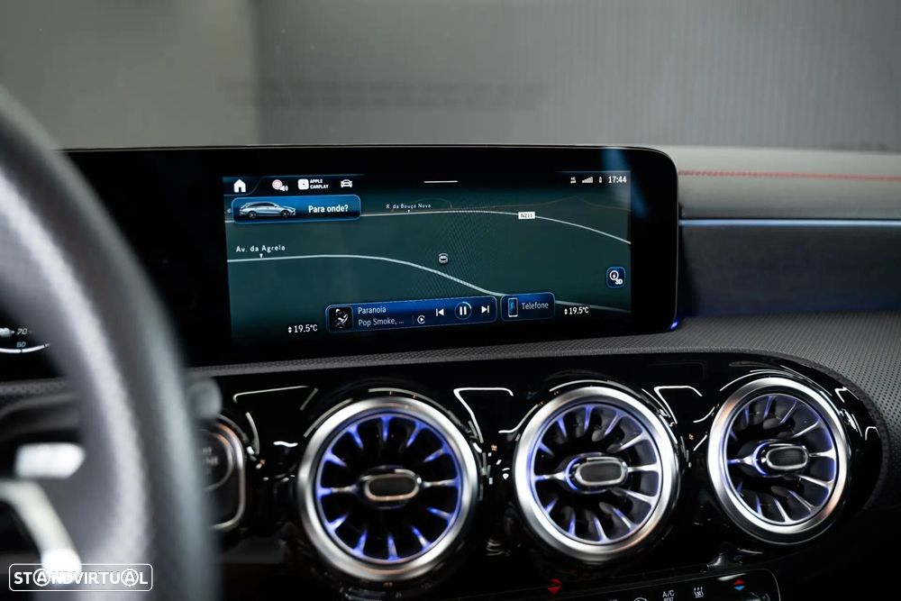 Mercedes-Benz CLA 250 e Shooting Brake AMG Line - 31