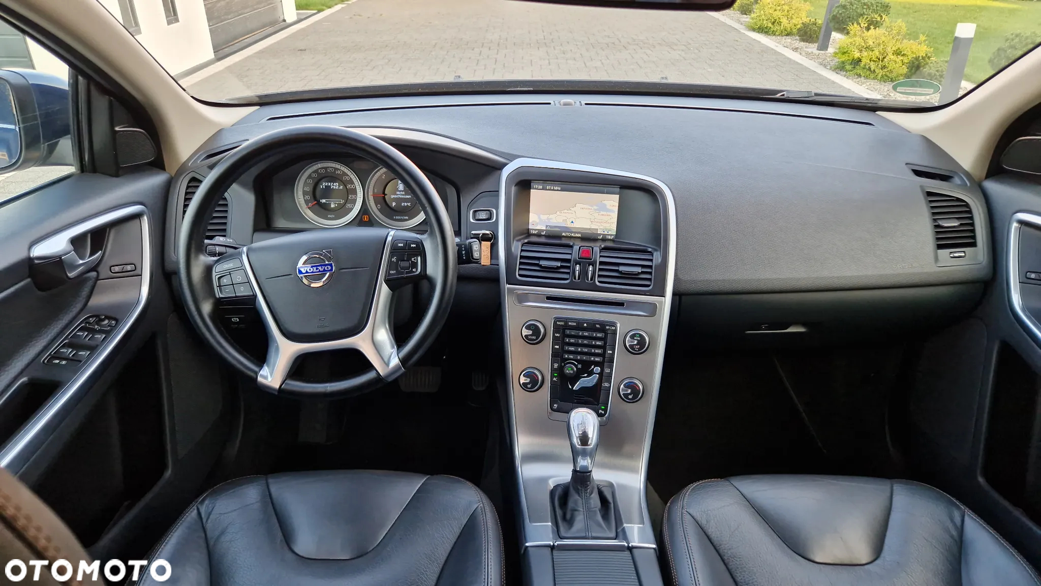 Volvo XC 60 D4 Geartronic Momentum - 6